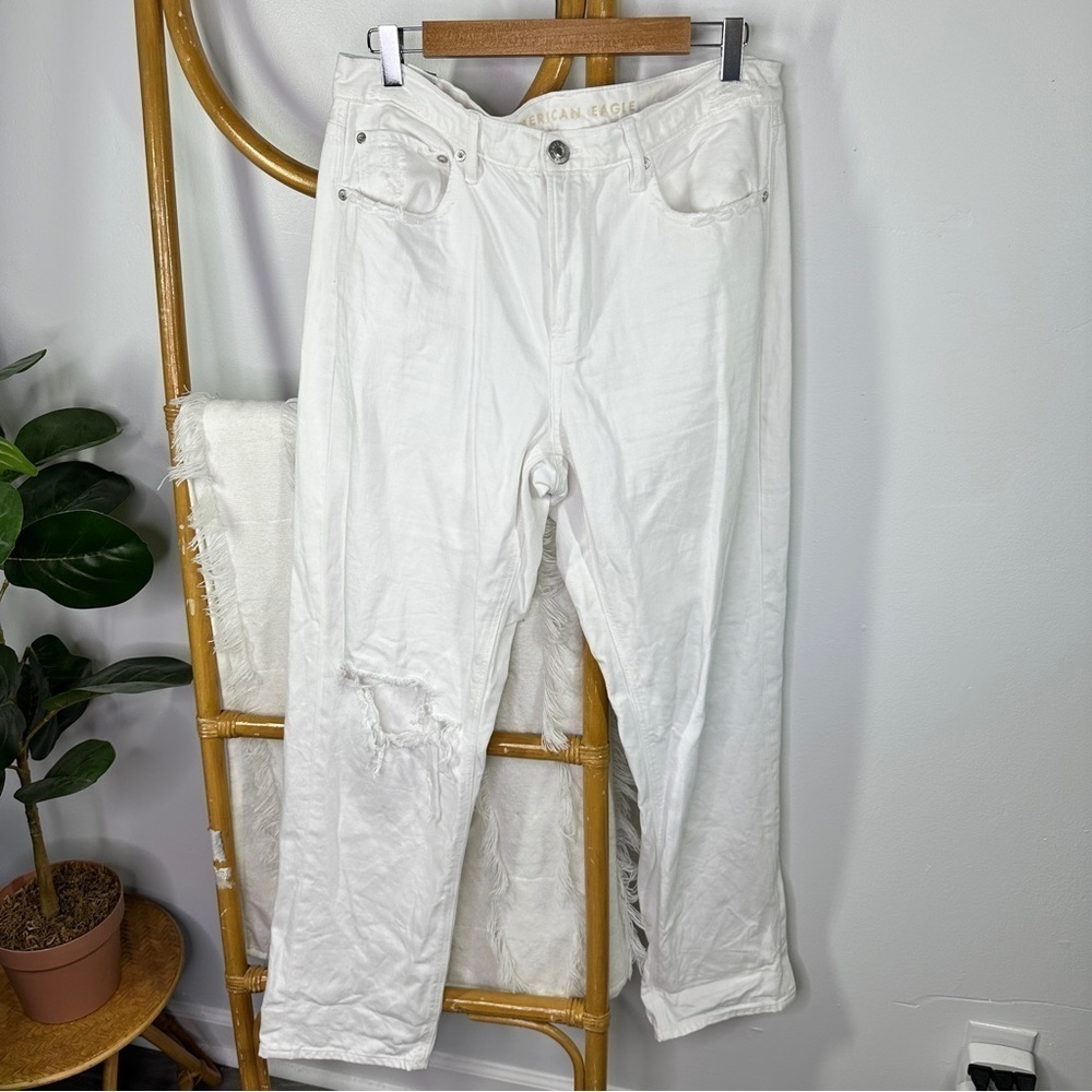 American Eagle White Distressed Pants sz 12 Long